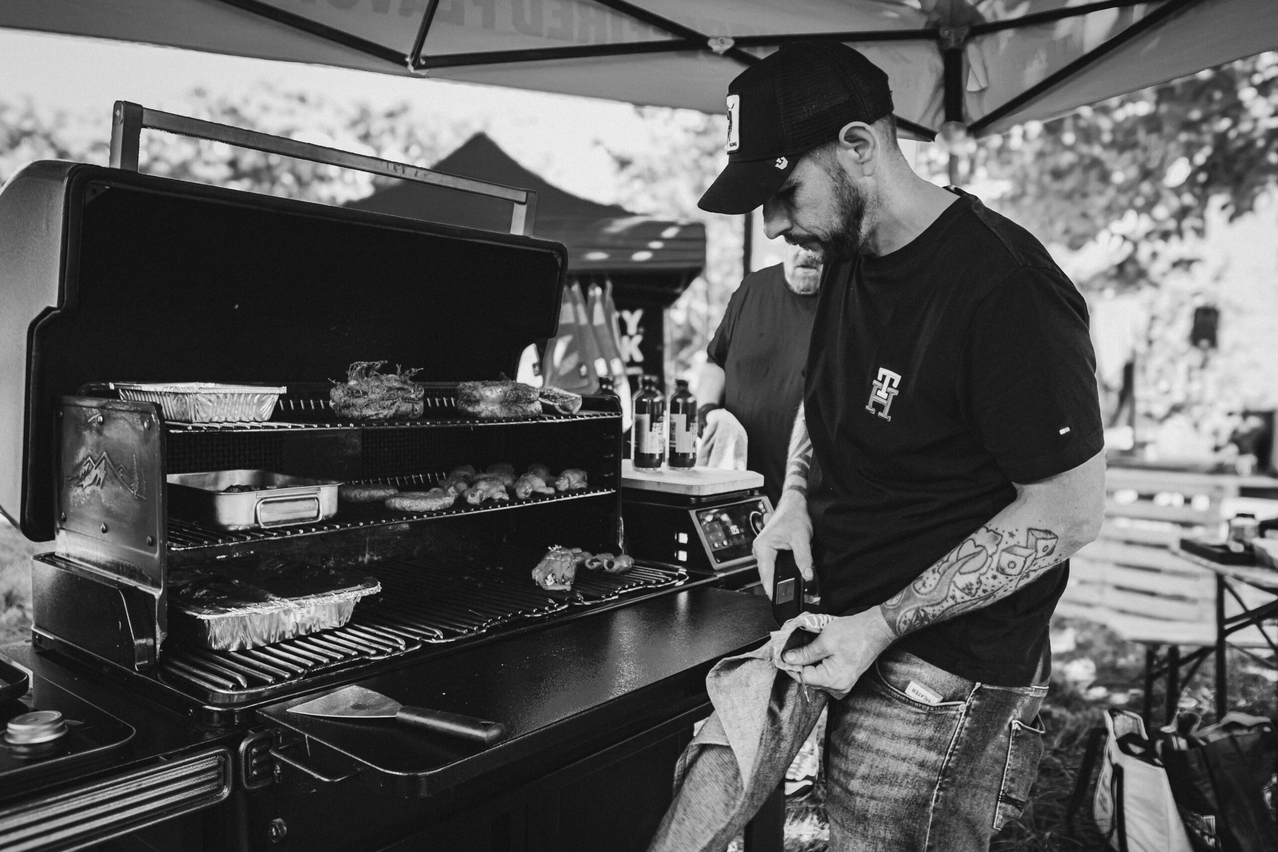 BBQ catering in Utrecht met live cooking smoker